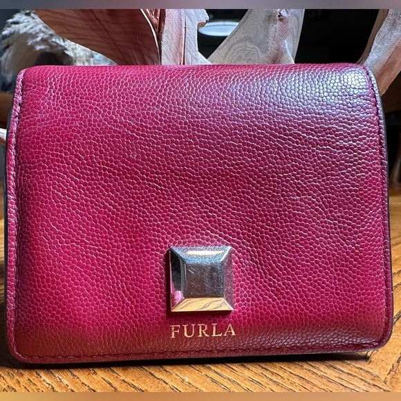 Furla Wallet - 100% leather, great condition - Picture 1 of 8